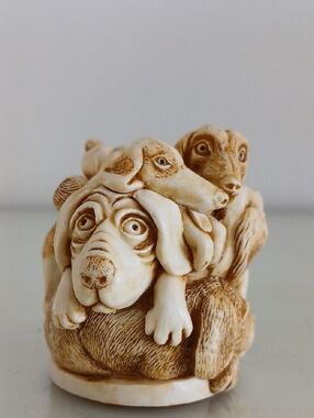 Harmony Kingdom DOG DAYS Treasure Jest Trinket Box 1994